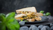 Herzhafte Grilled Cheese Sandwiches mit Finello® Ofenkäse