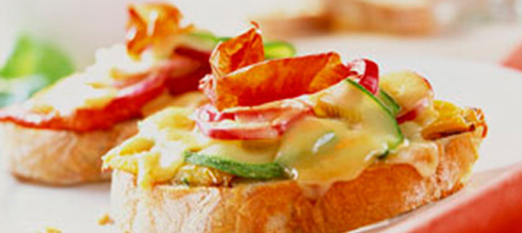 Mediterranes Ciabatta-Brot mit Pesto