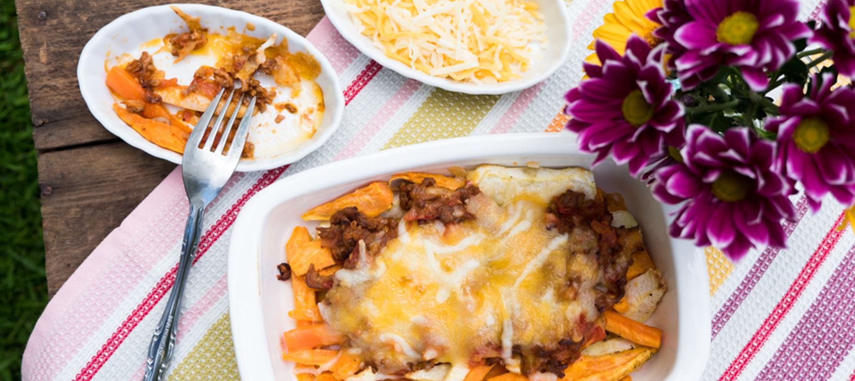 Überbackene Low Carb Gemüsepommes mit Hackfleisch und Finello® Ofenkäse