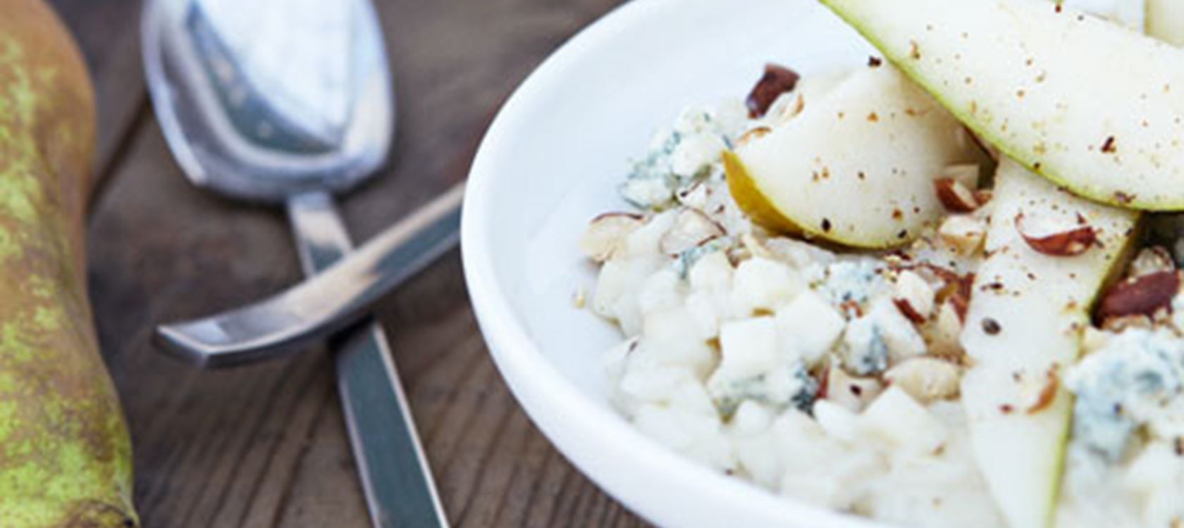 Risotto med pære, selleri og nødder