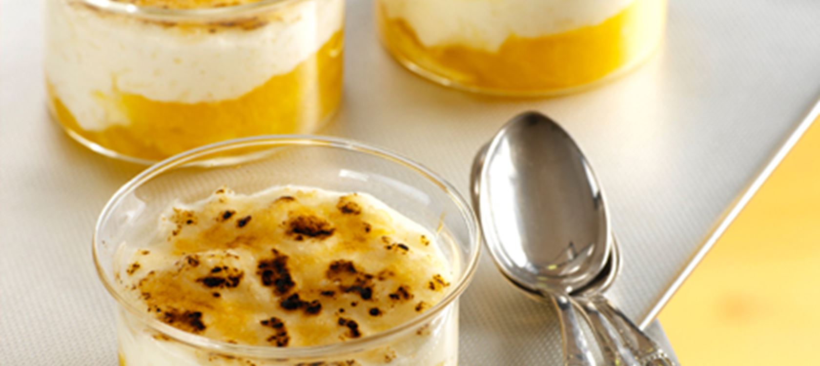 Risdessert med marineret appelsin