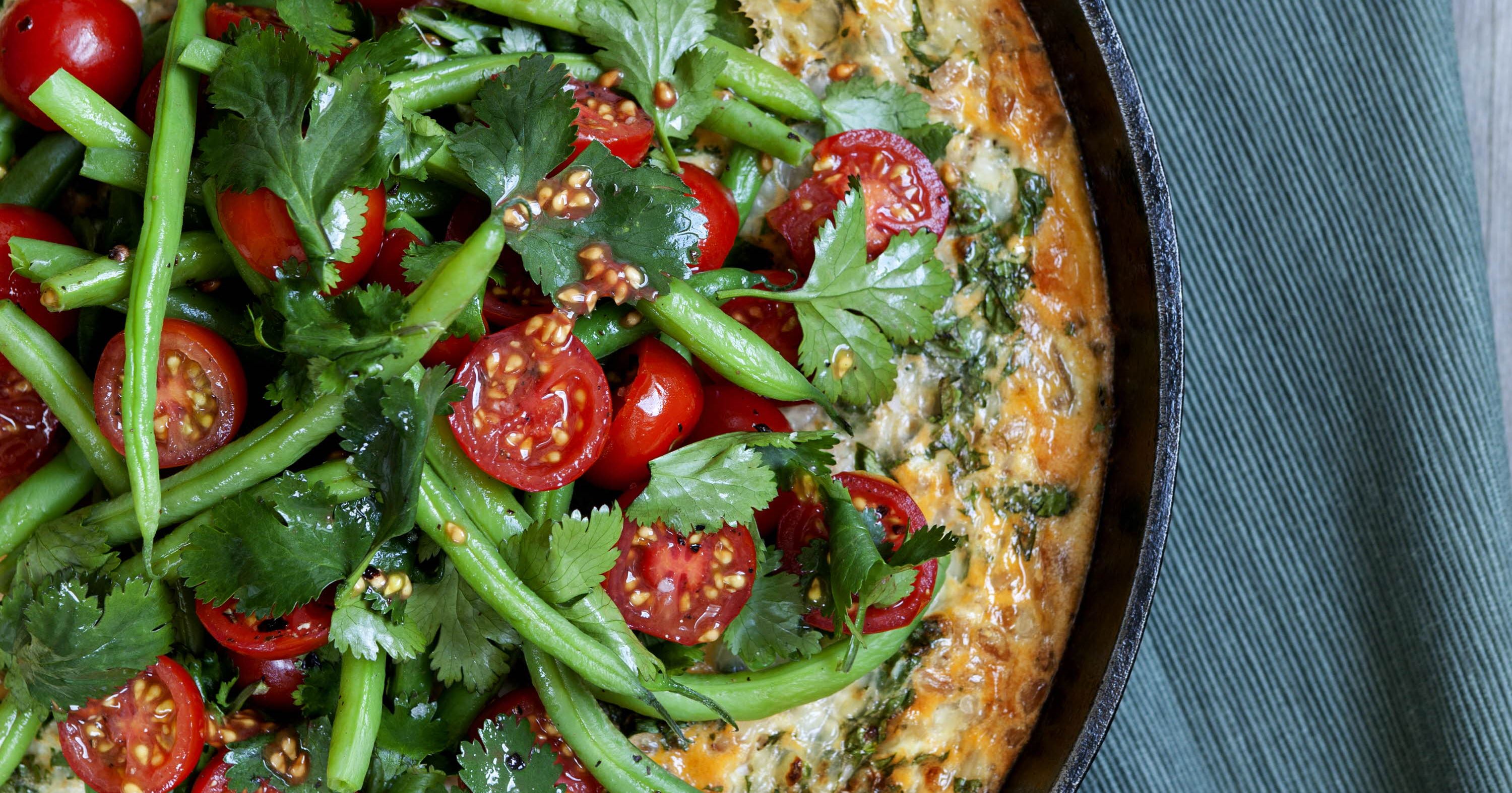 Frittata med perlespelt, svampe og hytteost