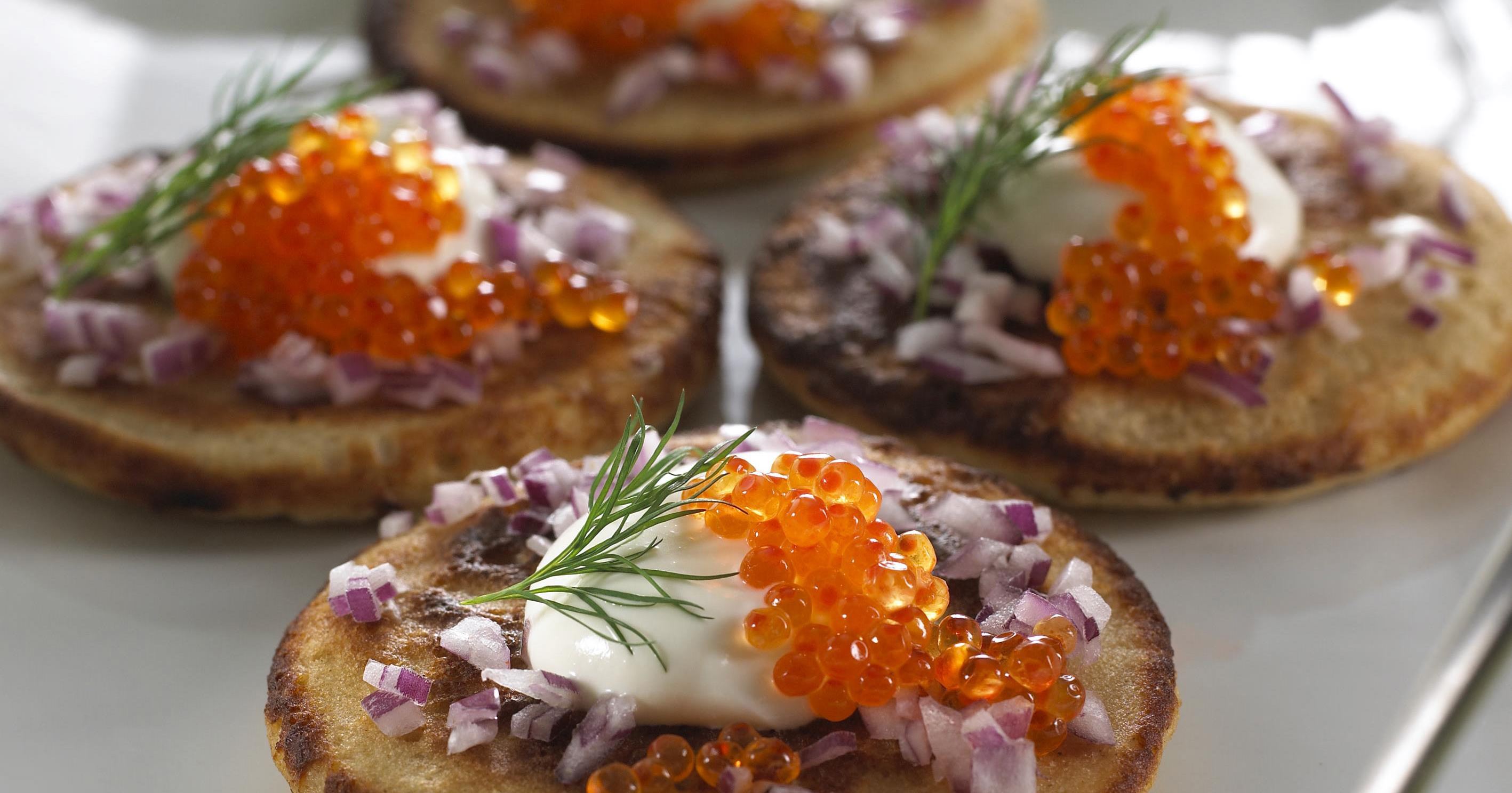 Blinis med rogn og cremefraiche