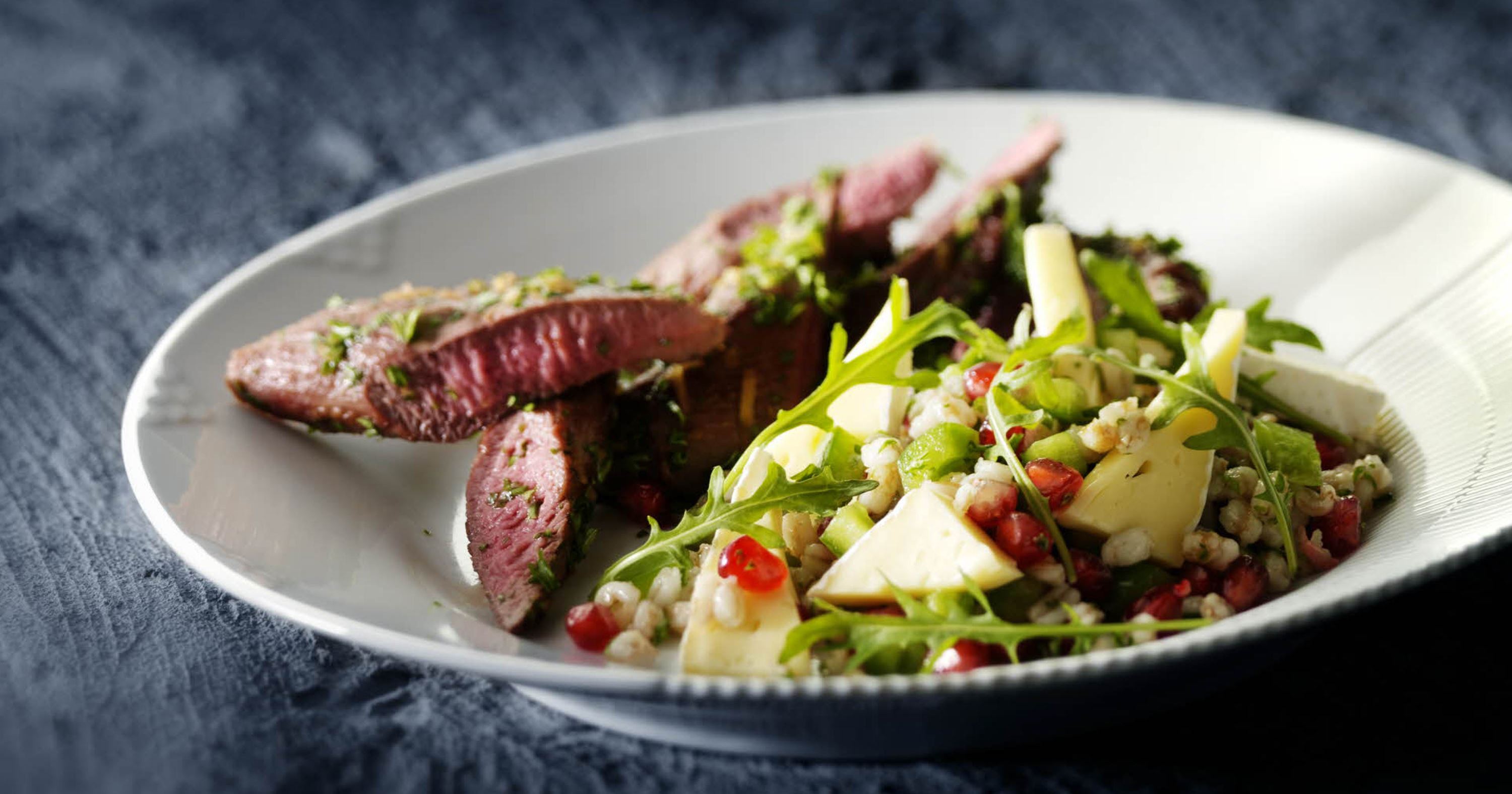 Lammemørbrad og perlespeltsalat
