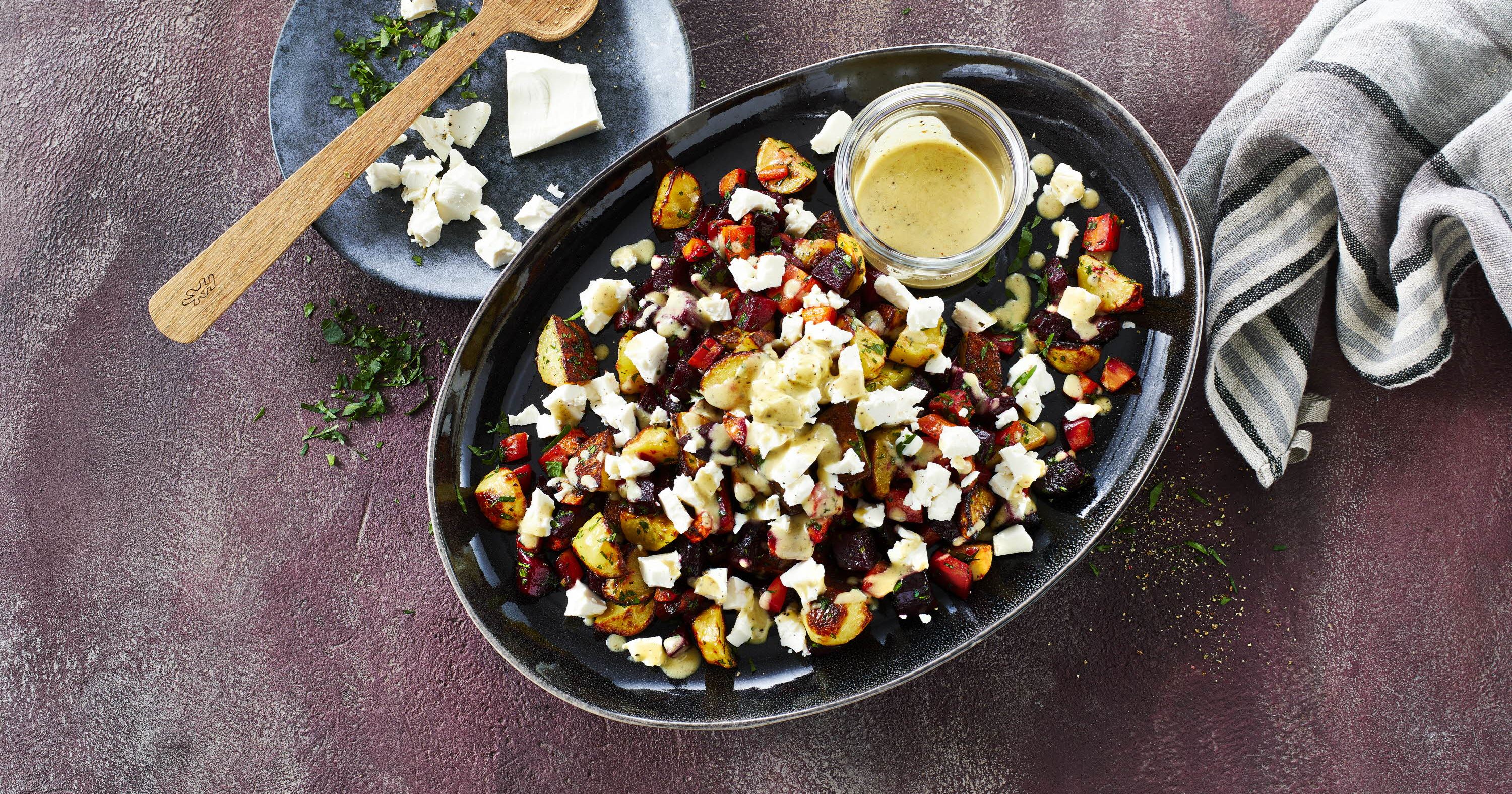 Bagt rodfrugtsalat