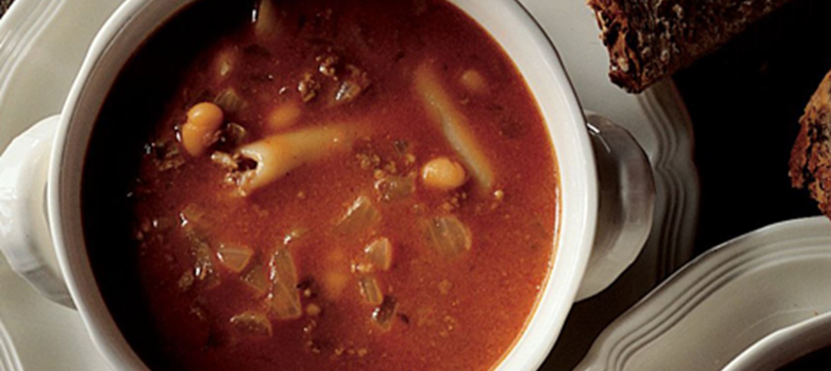 Oksekødssuppe med pasta
