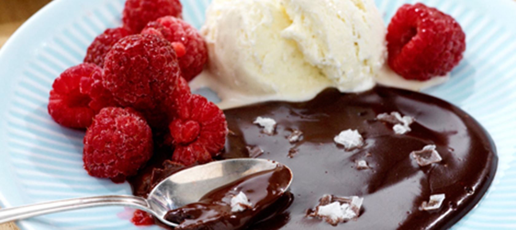 Chokoladecreme til hindbær