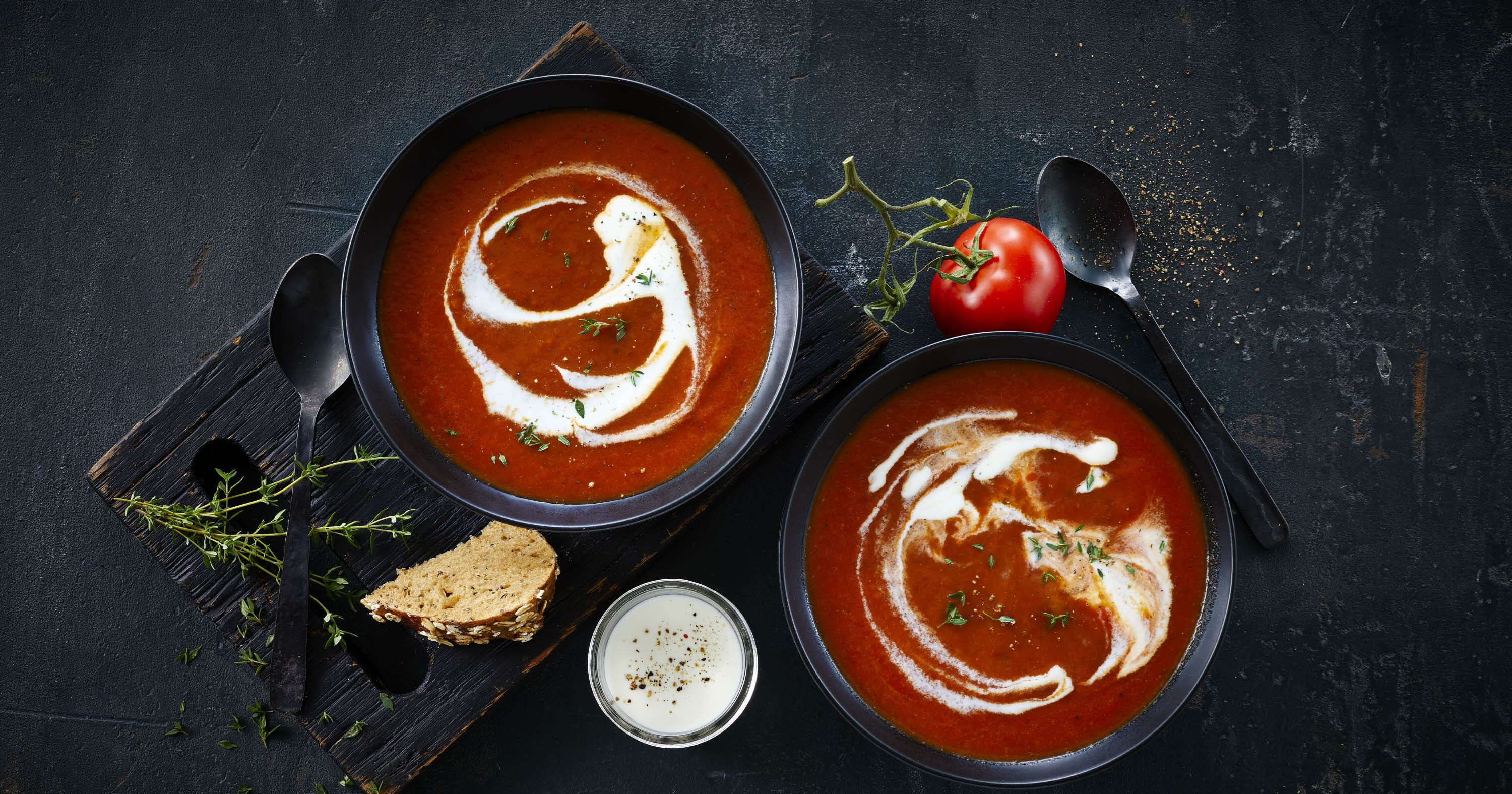 Tomatsuppe med fraiche