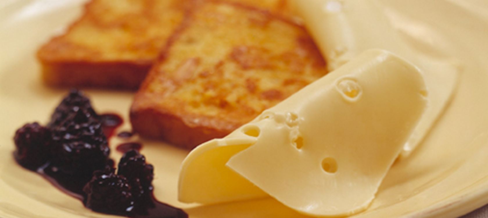 Fransk toast med ost og blåbærkompot
