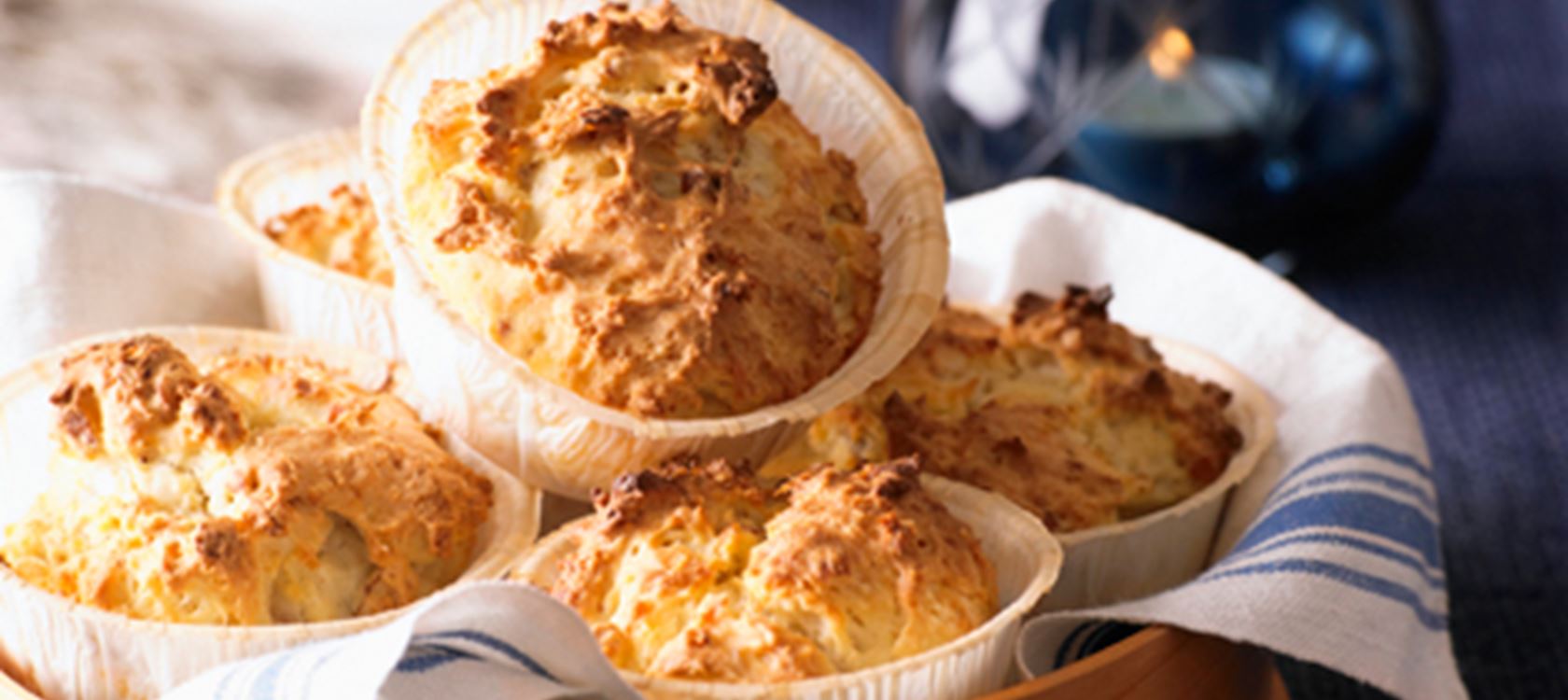 Mandelscones