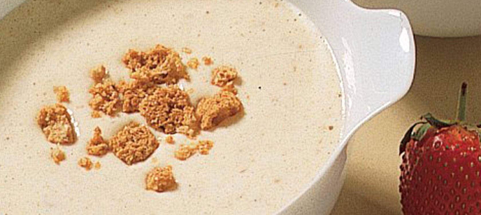 Dessertsauce med makroner og valnødder