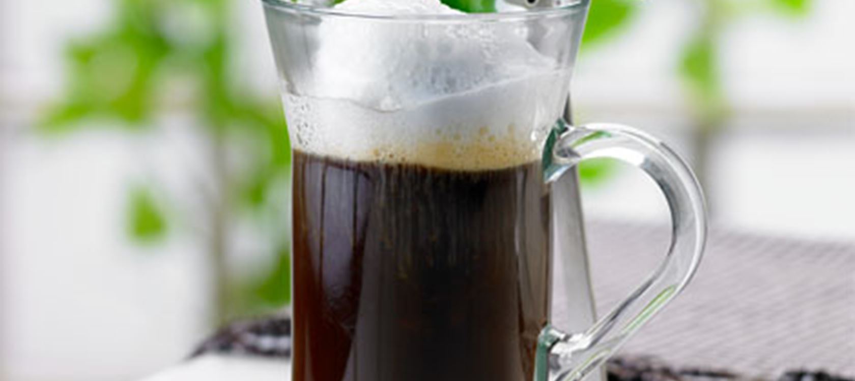 Kaffe med varme krydderier