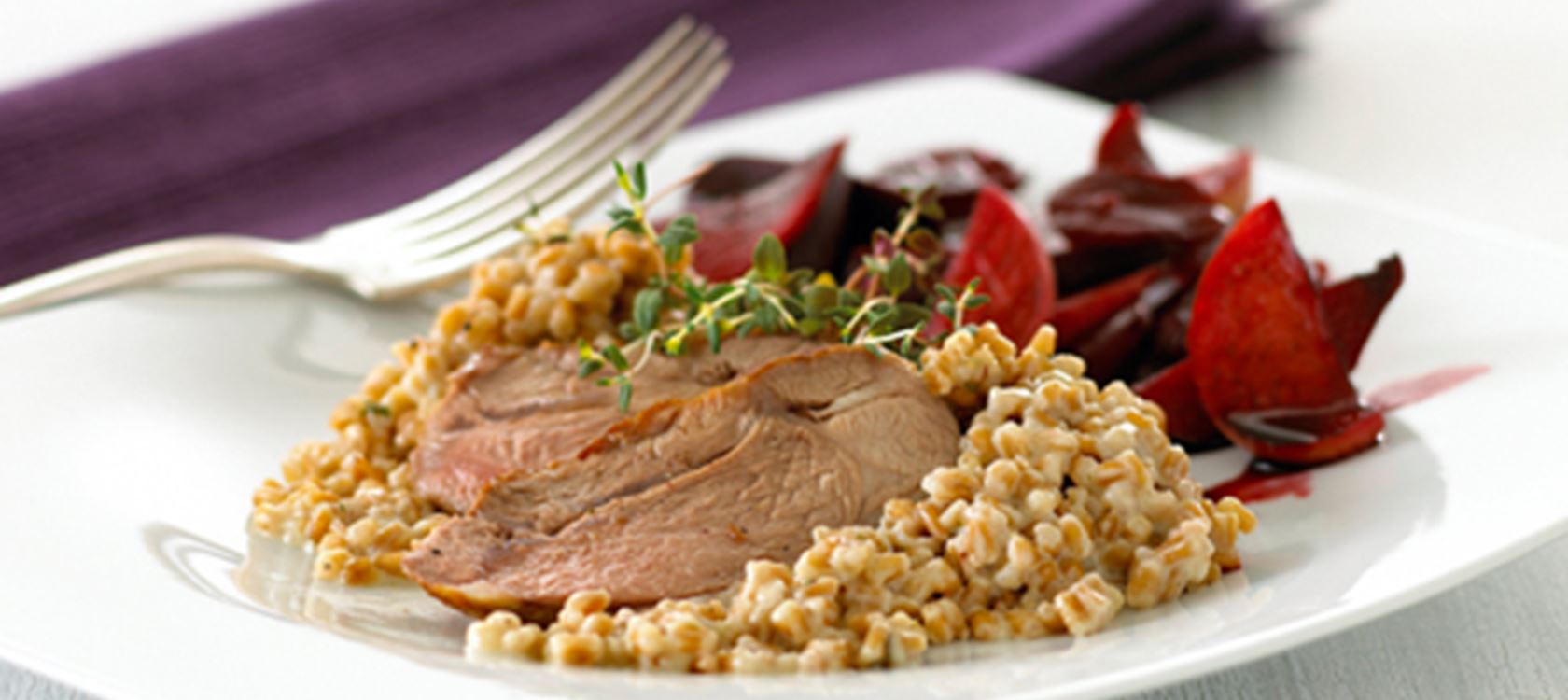 Krydret perlespelt og lammeculotte