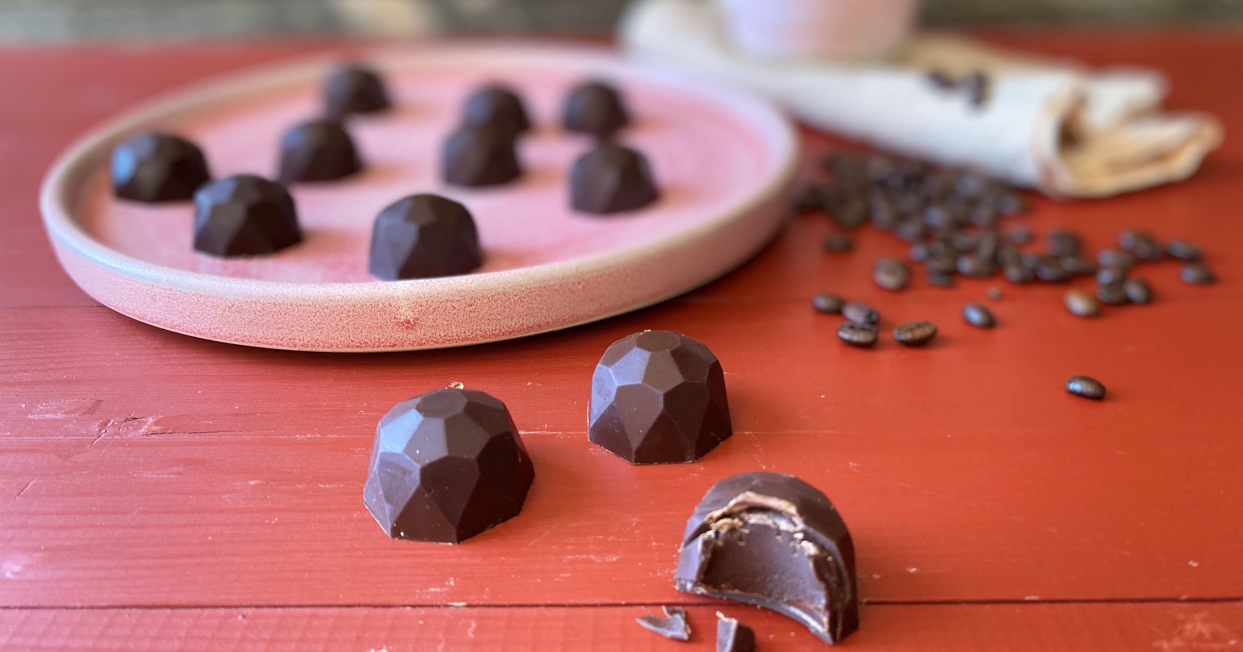 Fyldte chokolader med kaffeganache