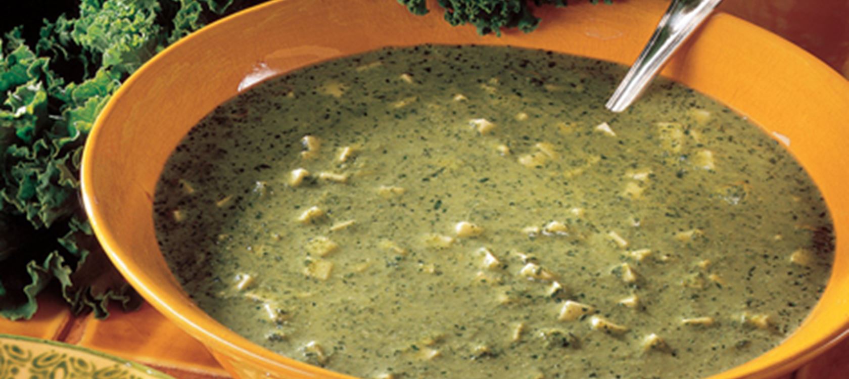 Suppe med grønkål og kartofler