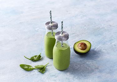 Grøn smoothie med avocado, broccoli og spinat