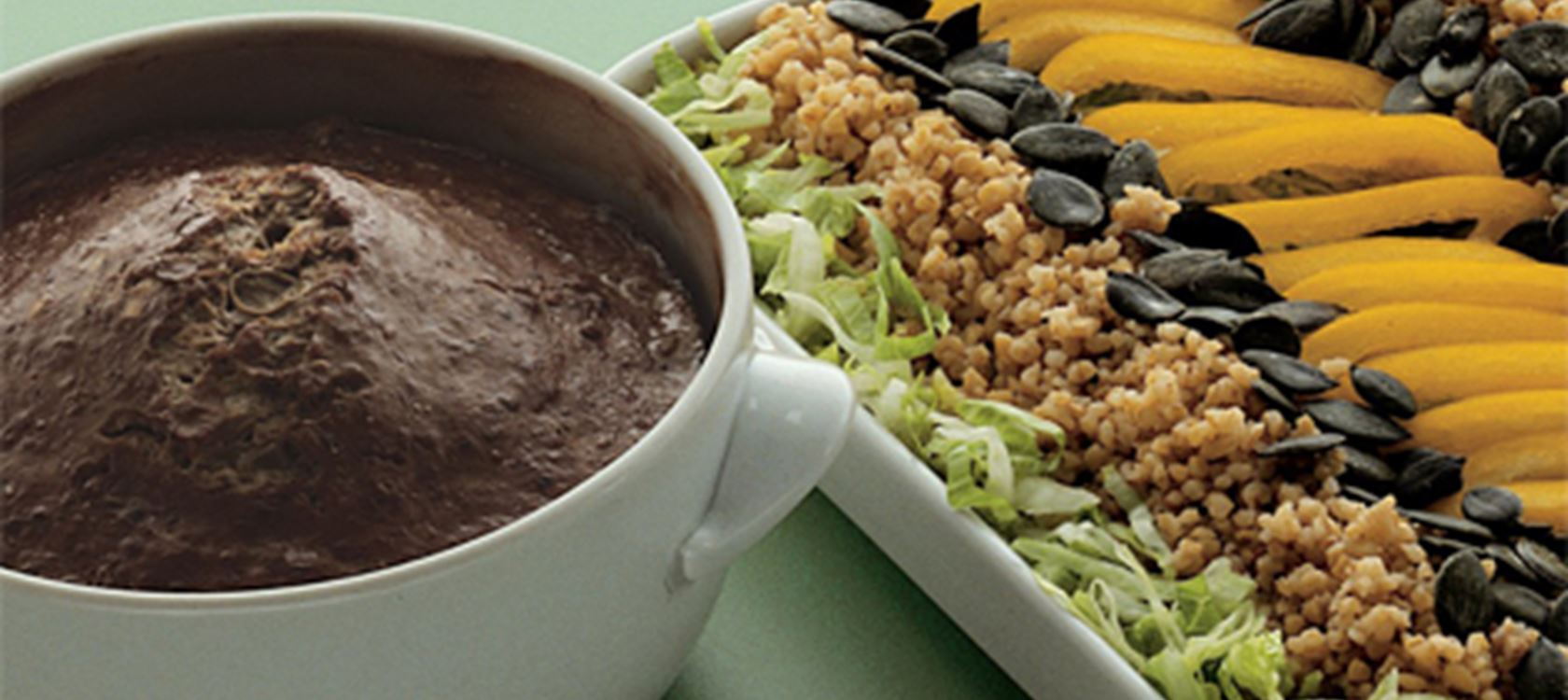 Postej med salat