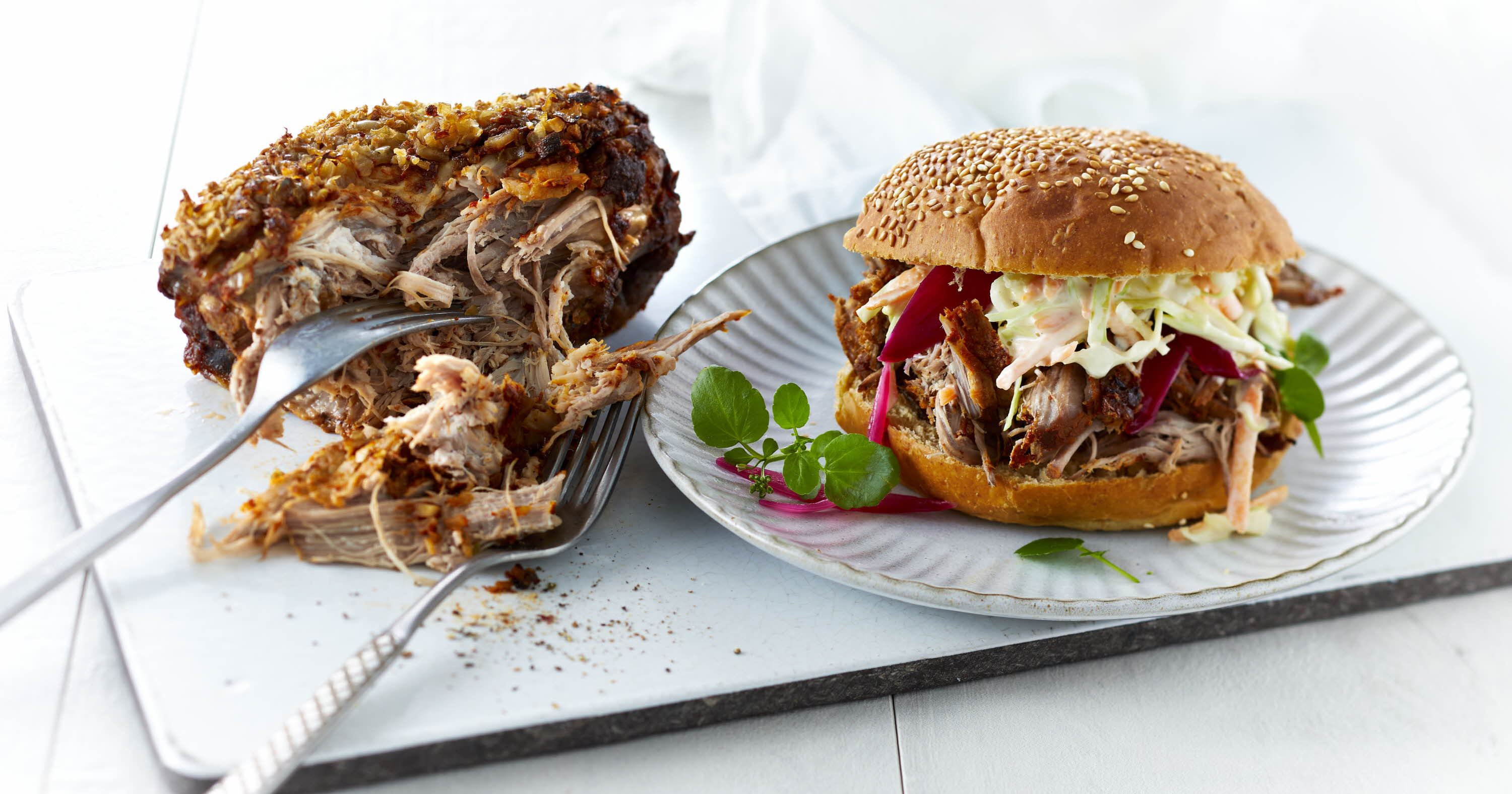 Pulled pork burger