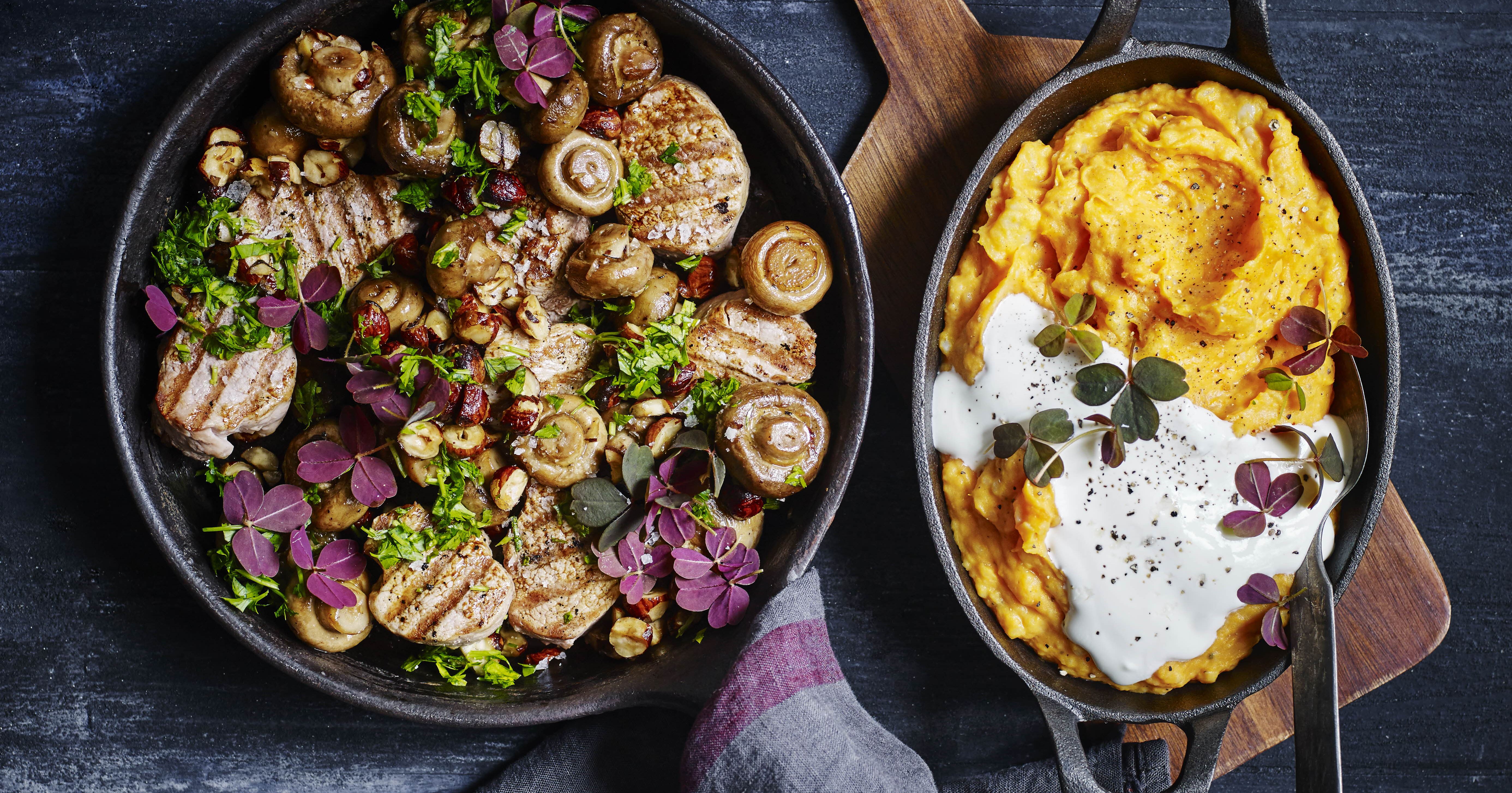 Gylden kartoffelmos og grillede mørbradbøffer