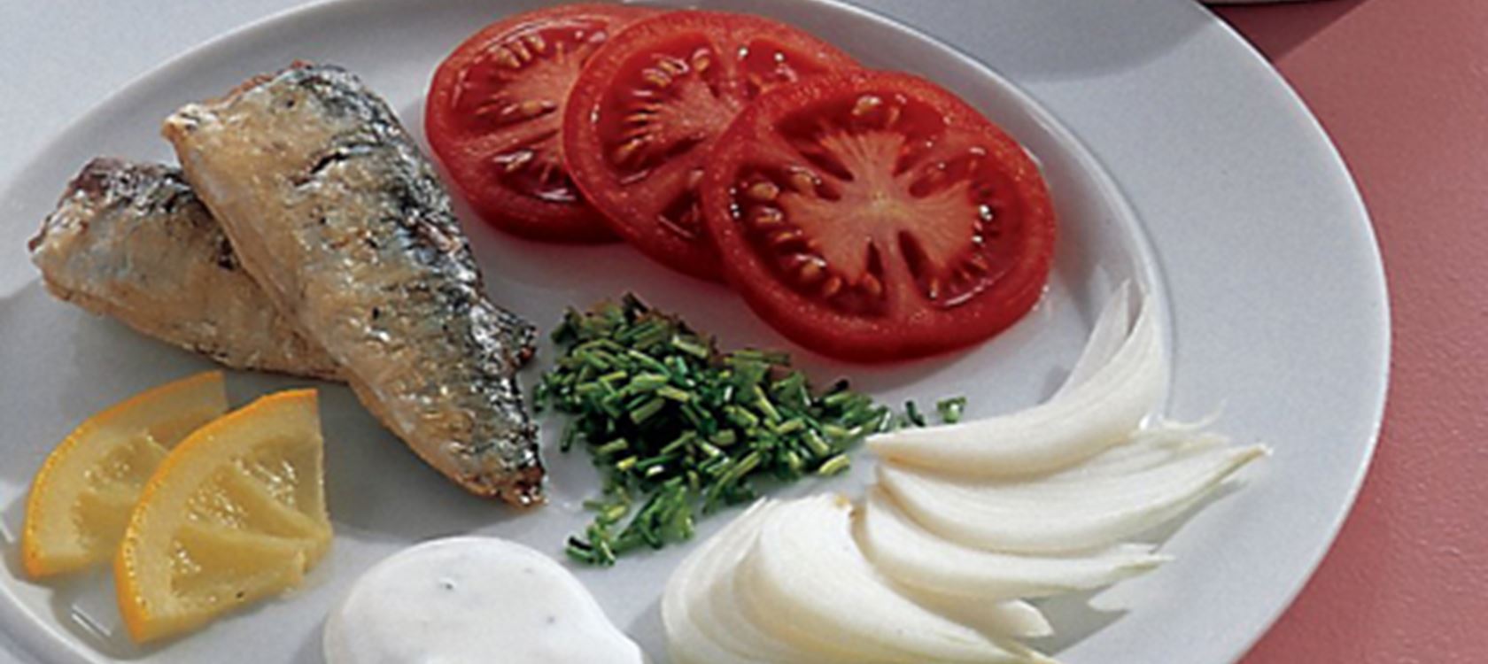 Sardiner med krusemyntedressing