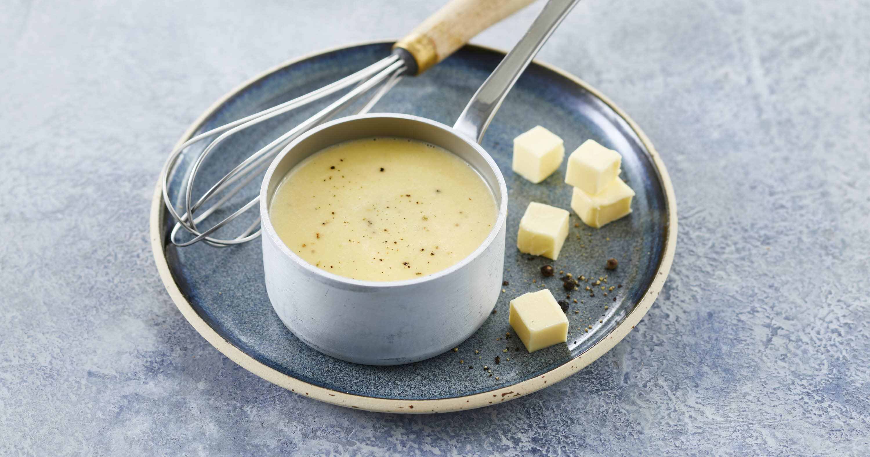 Varm smørsauce til kød