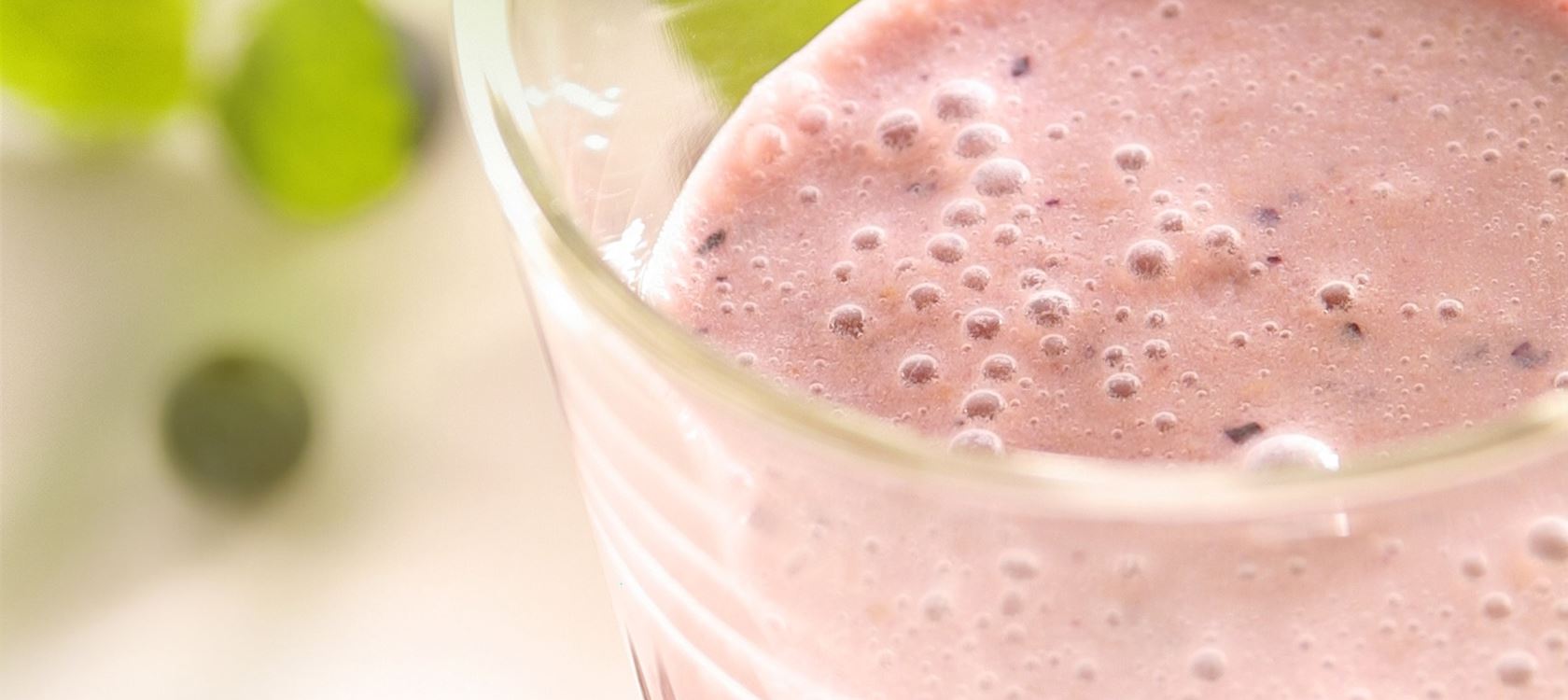 Blåbær- og ferskensmoothie