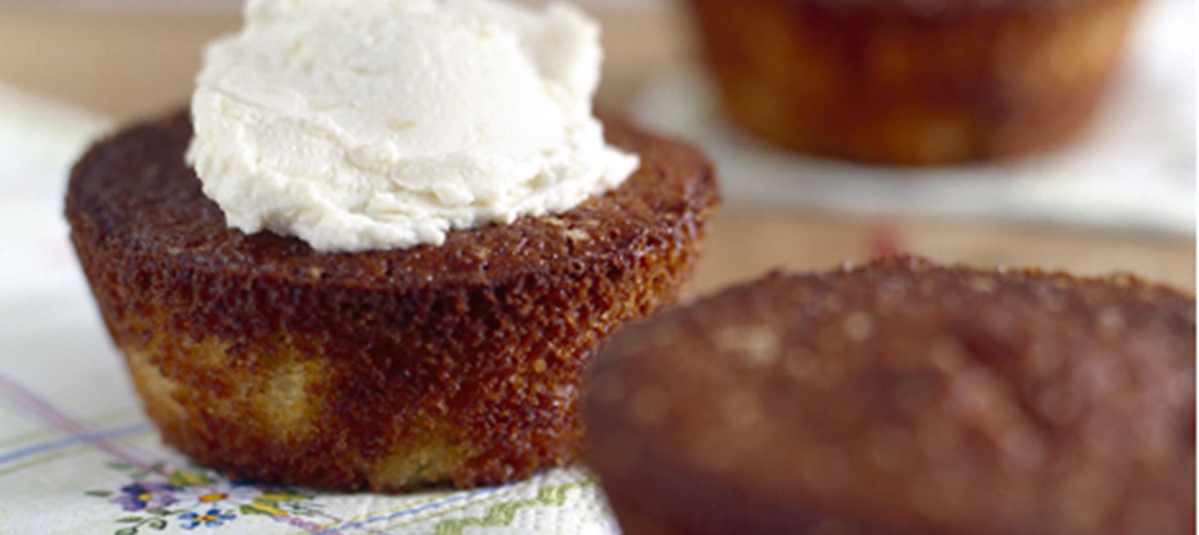 Ananas- og ingefærmuffins