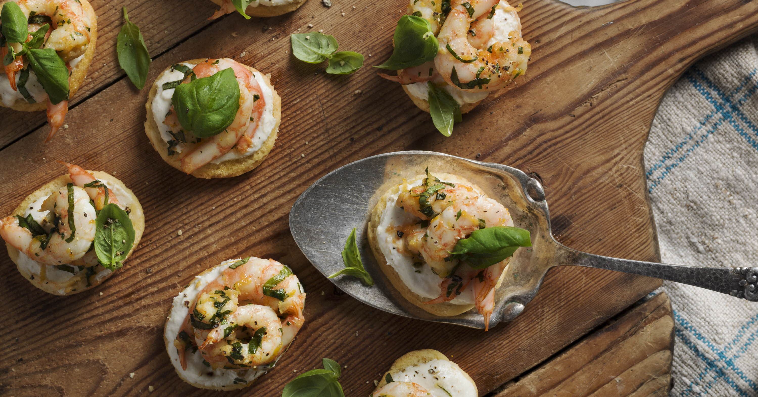 Crostini med stegte rejer
