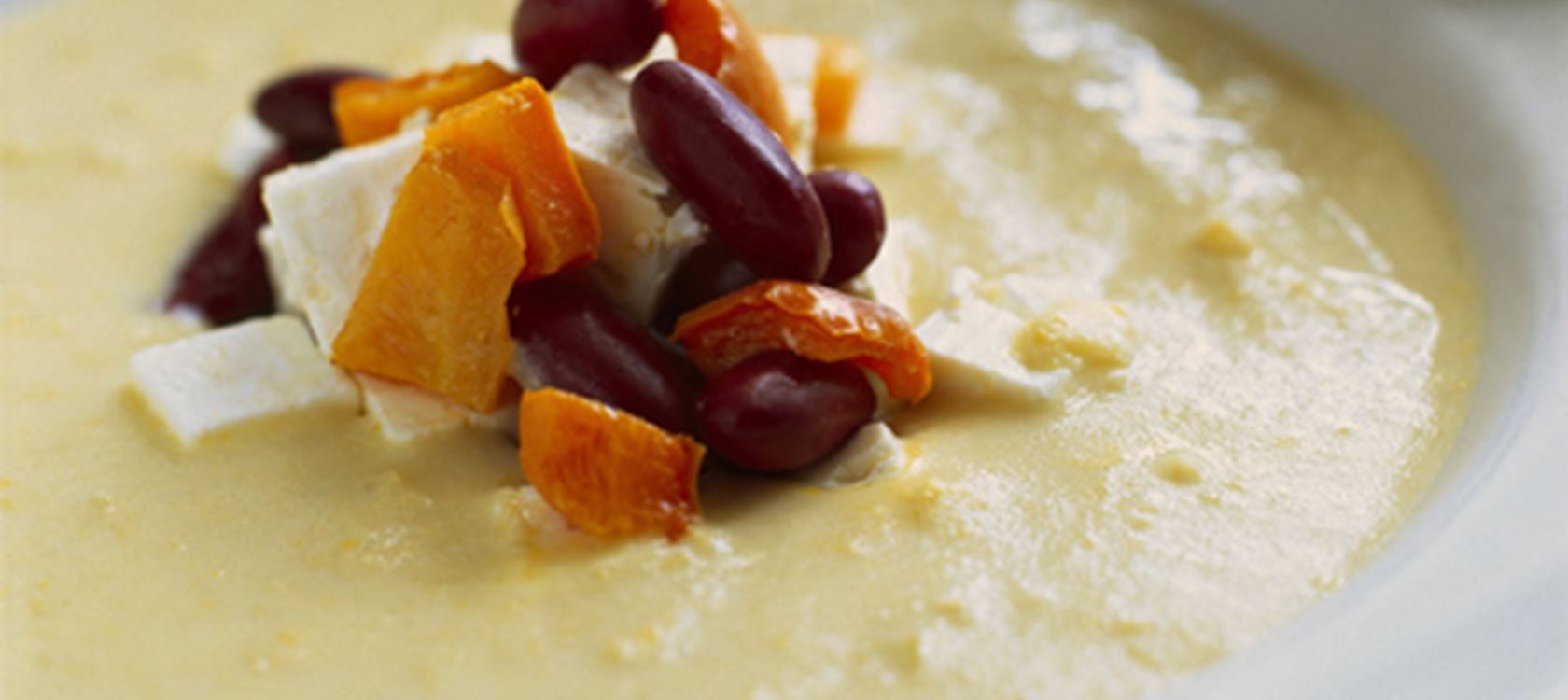 Majssuppe og bønnesalat