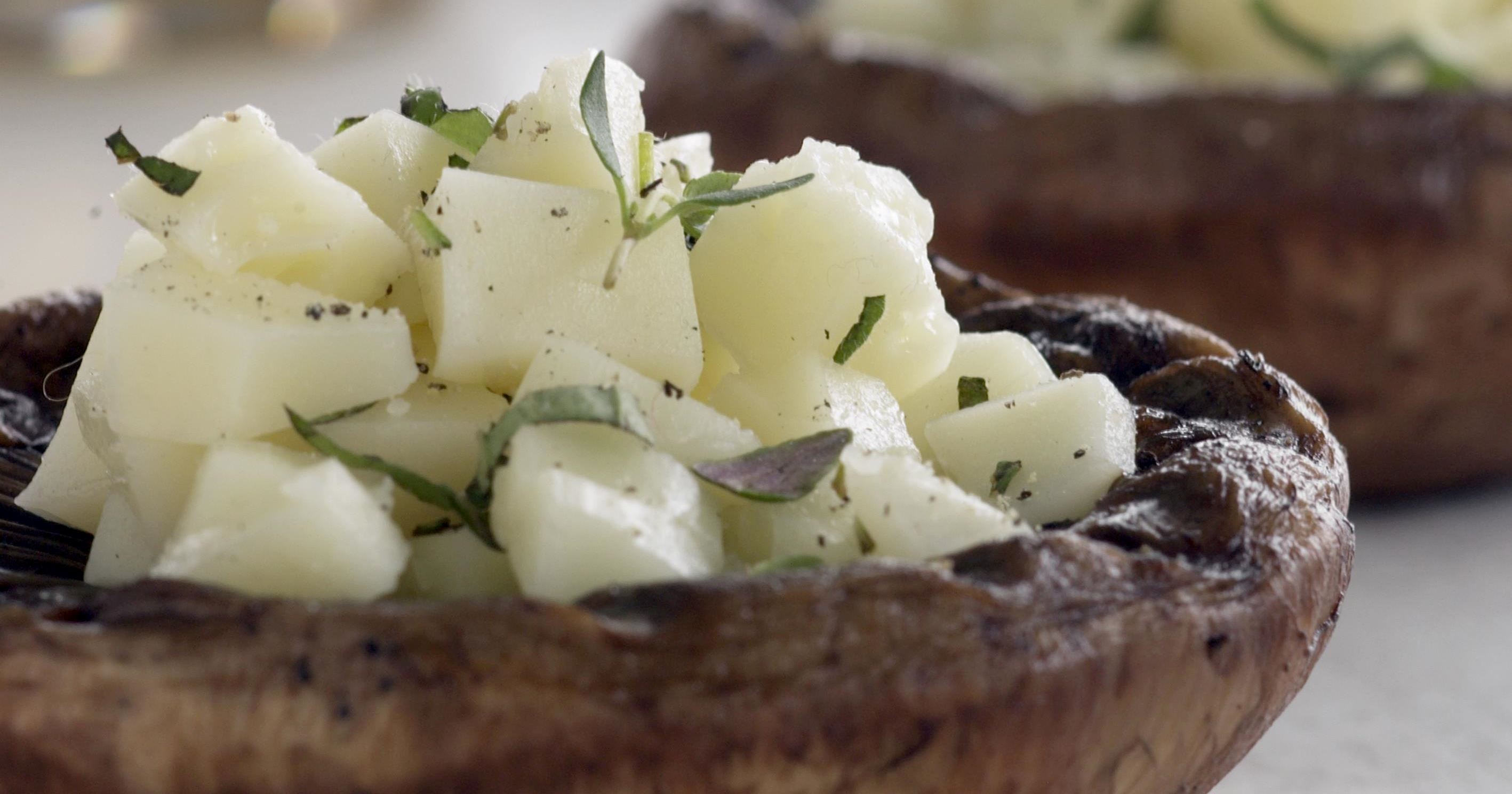 Grillede svampe med ostefyld