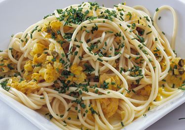 Varm tunsauce til pasta