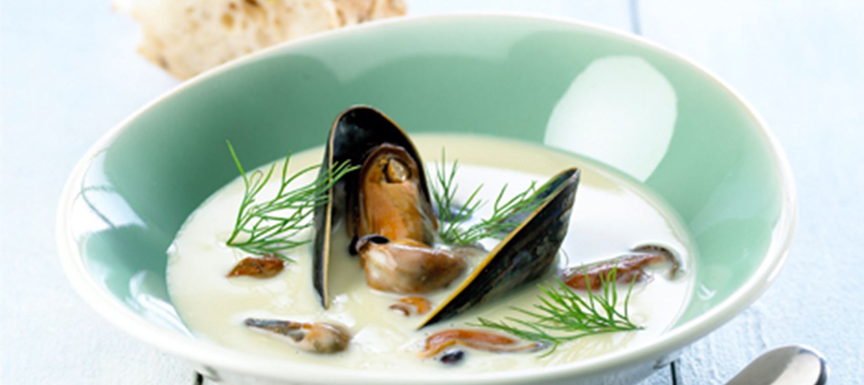 Aspargessuppe med muslinger og noilly prat