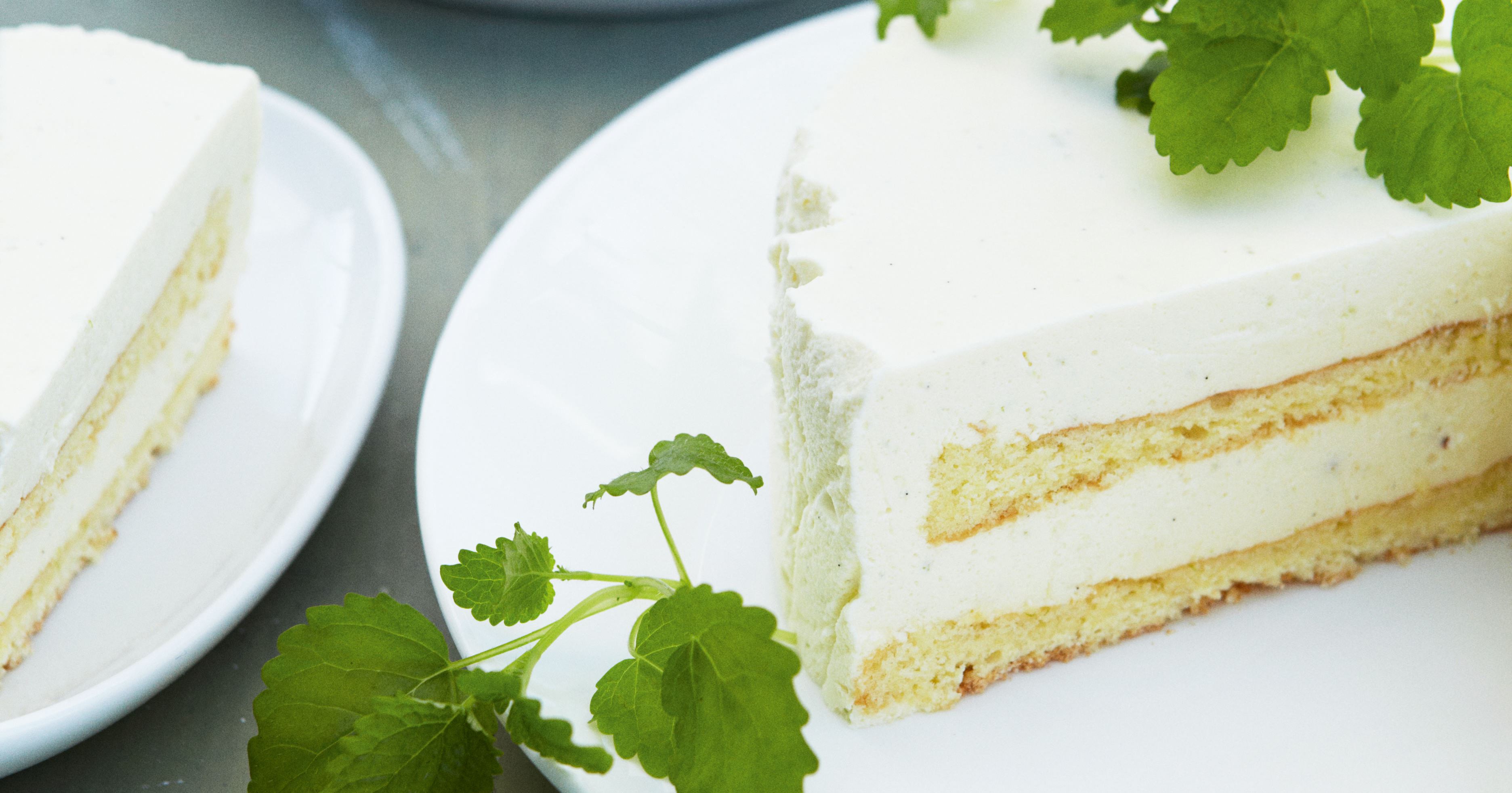 Flødeostelagkage med lime