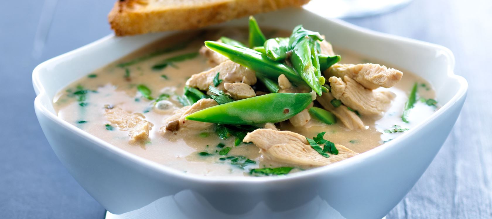 Kylling i svampesuppe med grønt