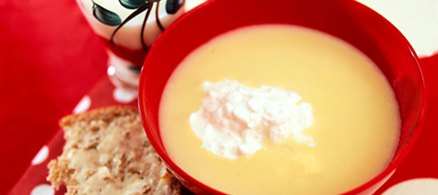 Kartoffelsuppe med hytteost