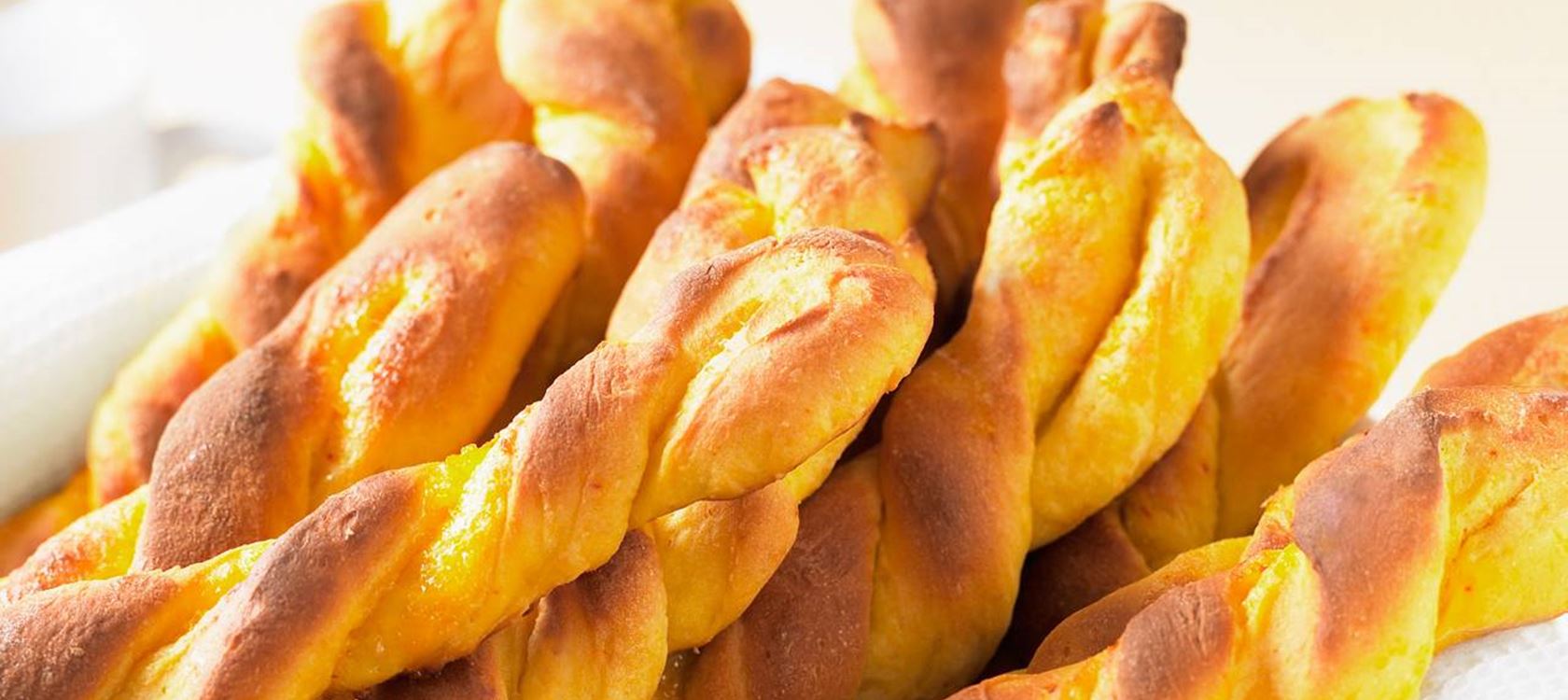 Sahramitikut appelsiinivoitäytteellä