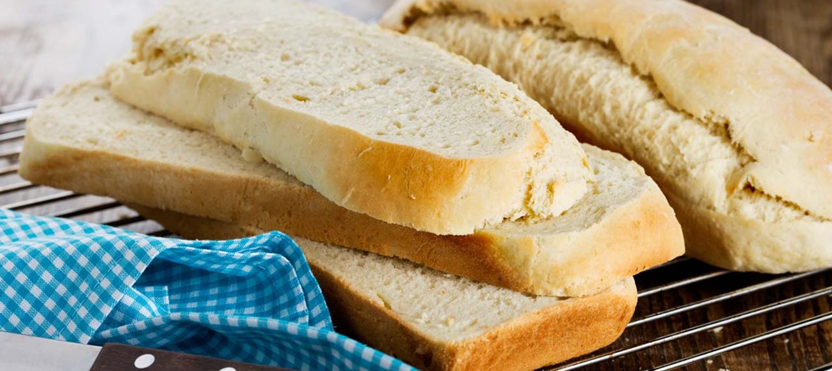 Voileipäkakun leipä