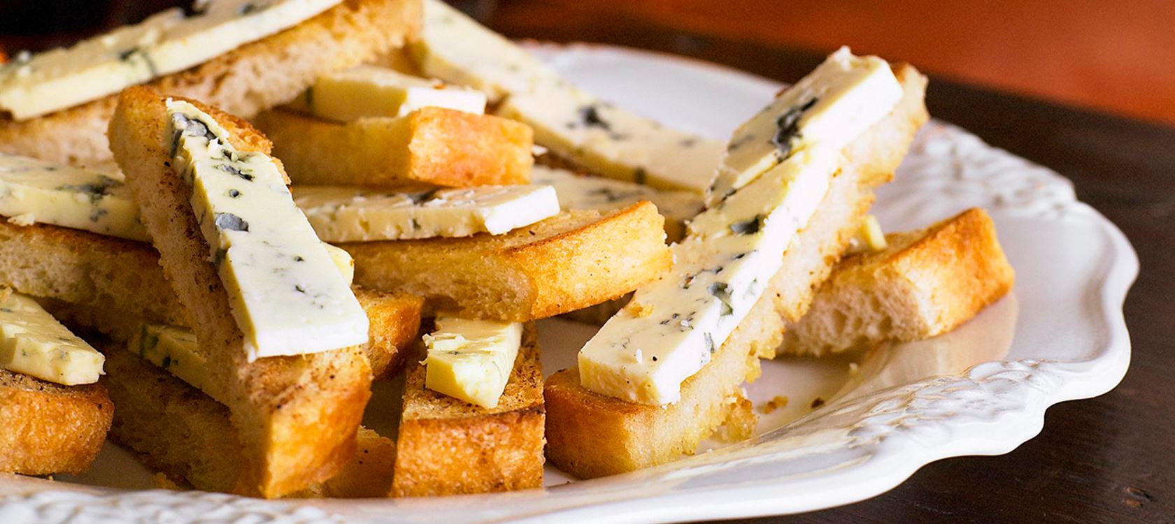 Piparkakkucrostinit