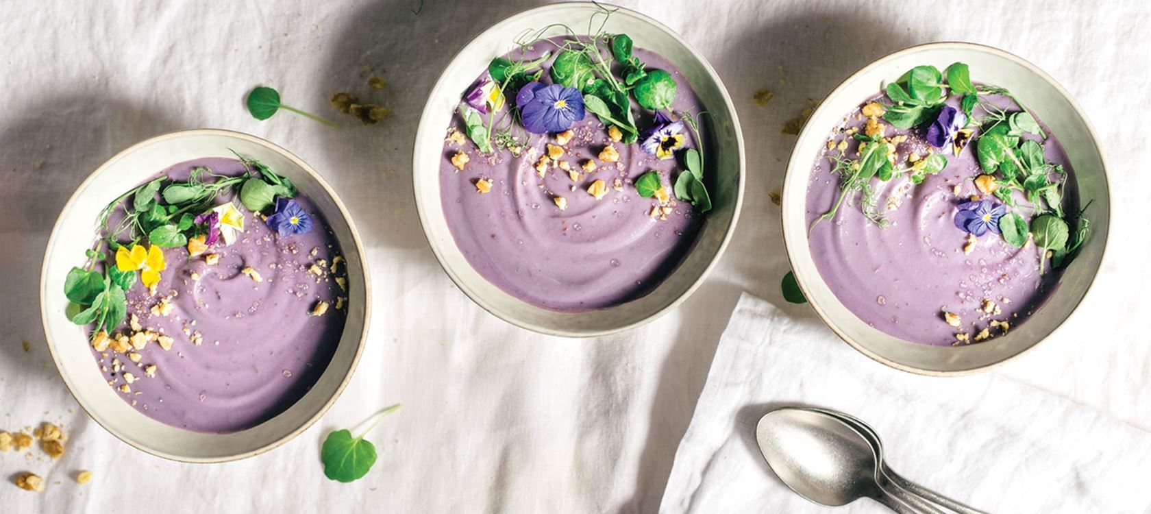 Violetti perunasosekeitto eli Purple Soup