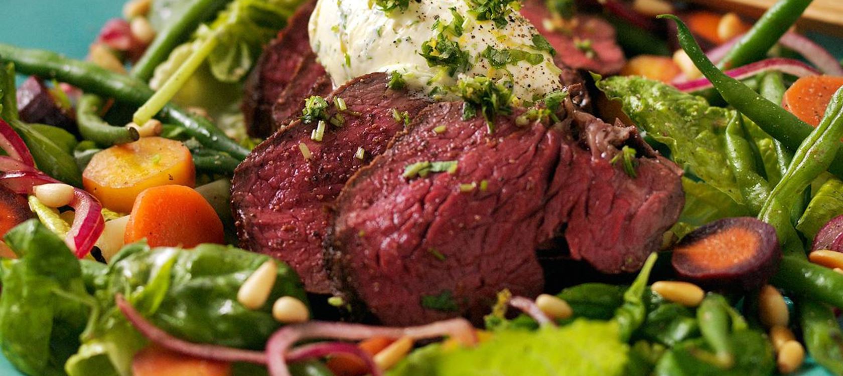 Häränfileetä ja Gremolata-maustevoita