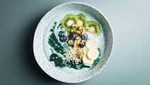 Spirulina-smoothie bowl