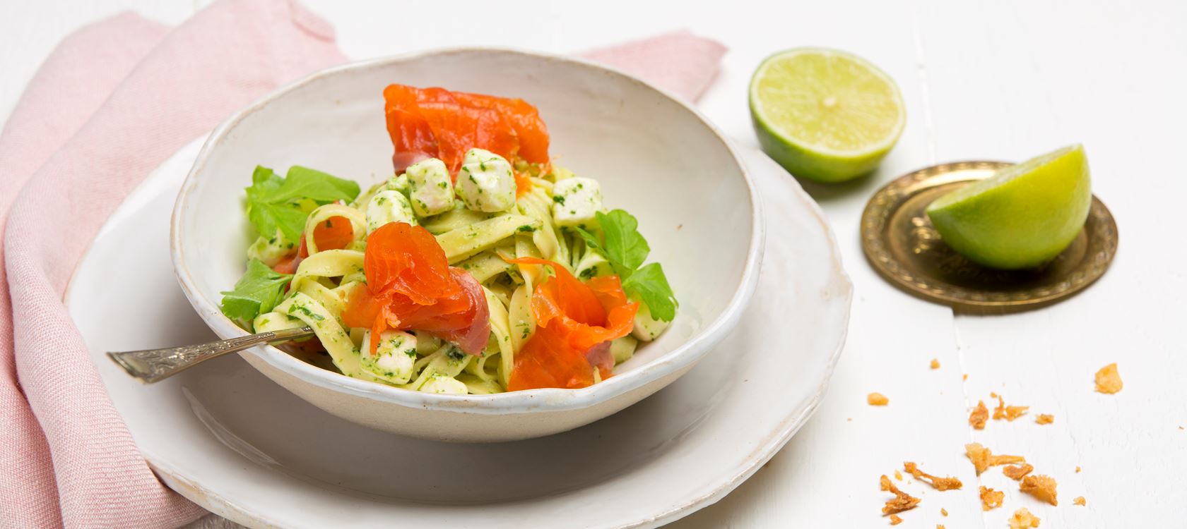Kylmäsavulohipasta