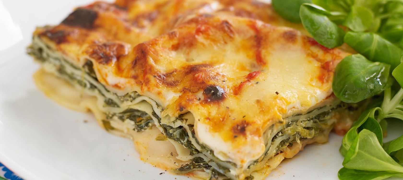 Pinaattilasagne