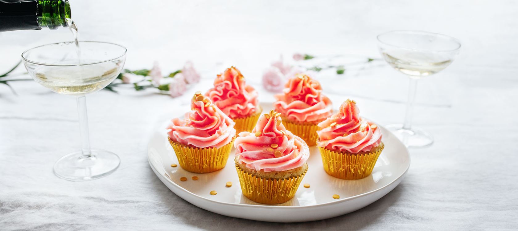 Champagne cupcakes eli samppanjamuffinssit