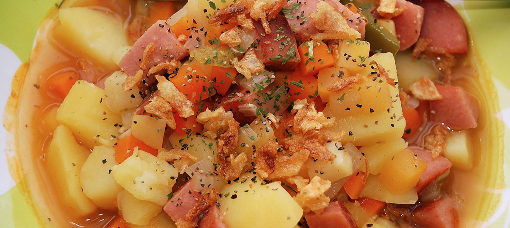 Makkarakeitto