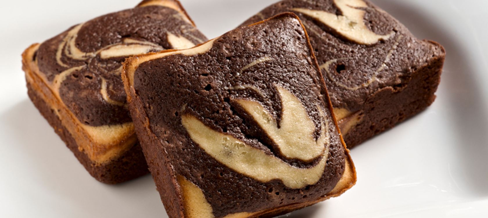 Tuorejuusto-brownies