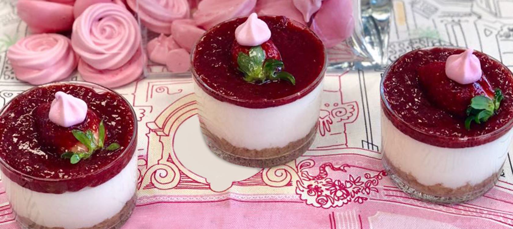 Cheesecake με άρωμα τριαντάφυλλο