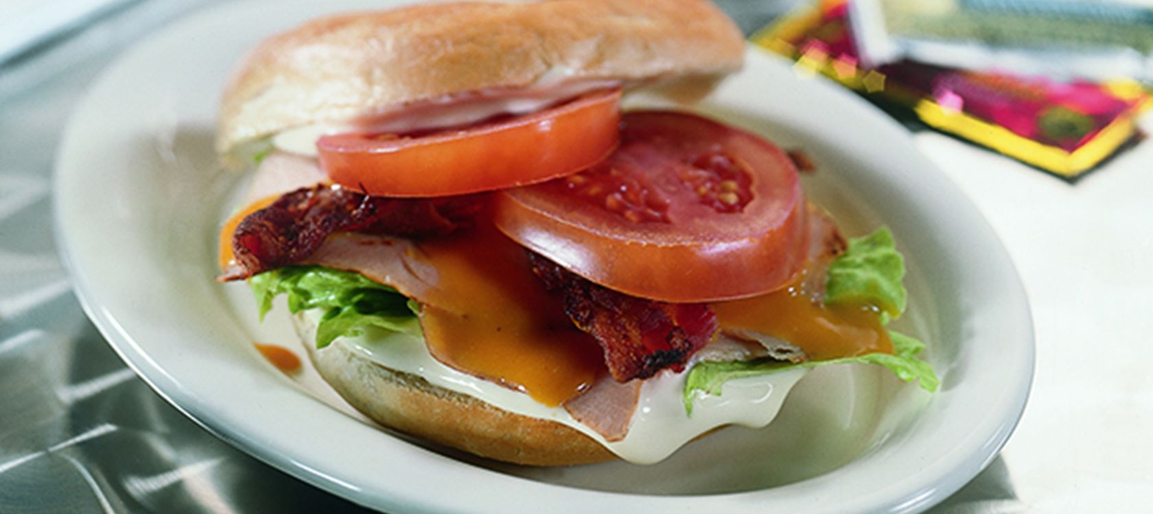 Bagel με γαλοπούλα και Arla Φρέσκο Τυρί Κρέμα