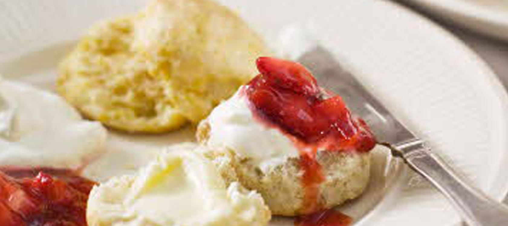 Kefir Scones met jam