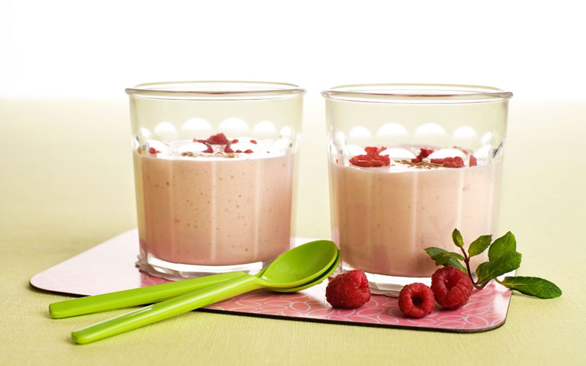 Snabb smoothie med smak av hallon